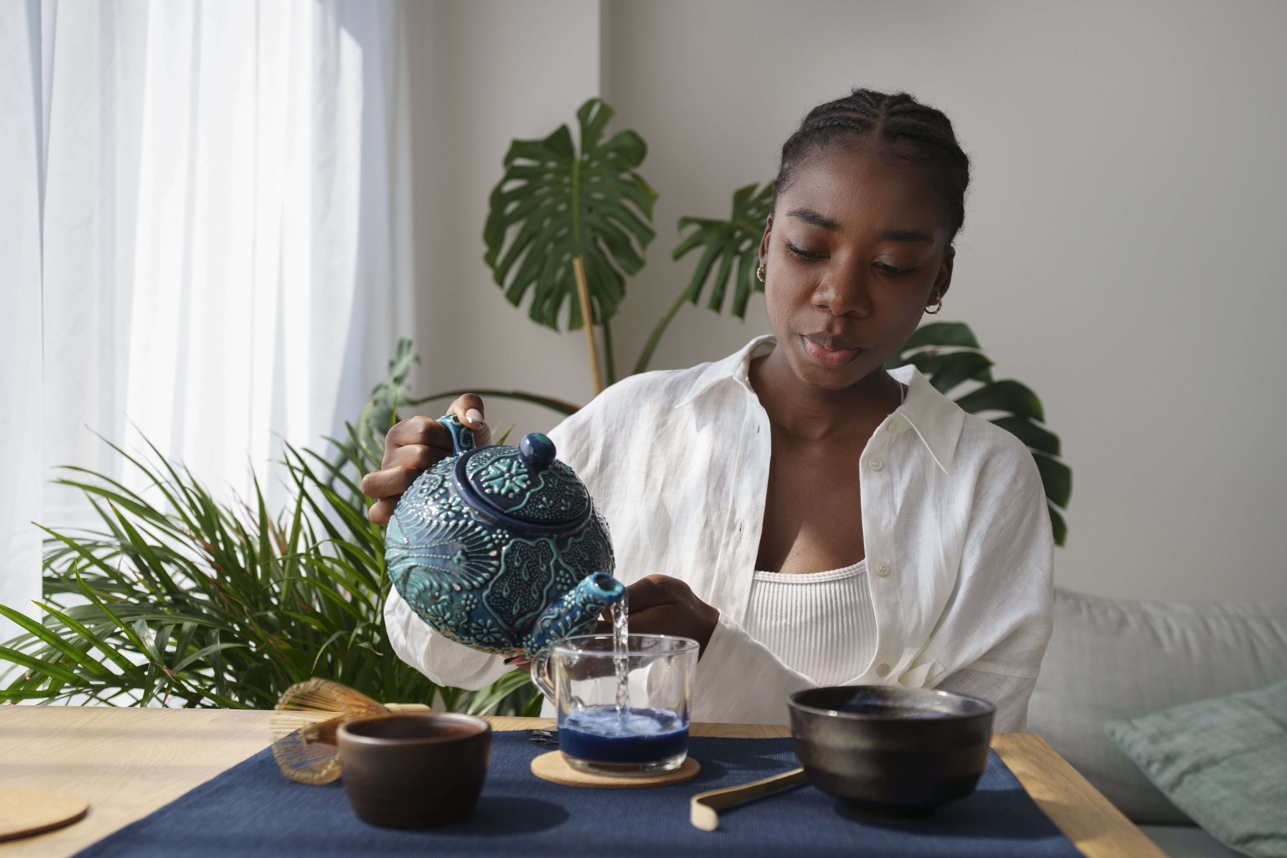 Lady Broom's Chillax Tea